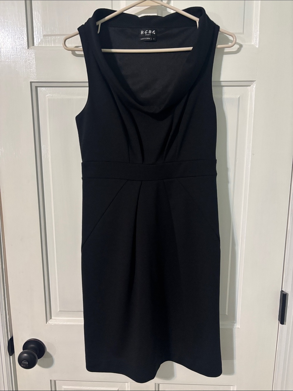 BCBG Dress Y2K Black Sleeveless Lined Size 4 Stretch